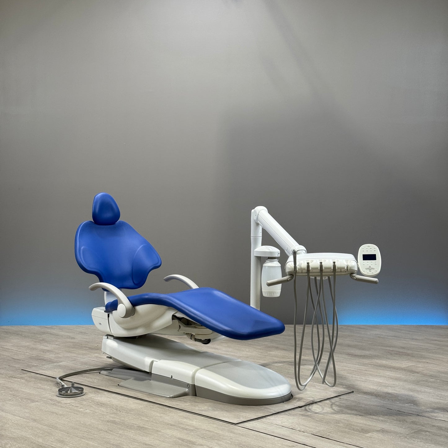 A‑dec 511R/532R Dental Chair Package