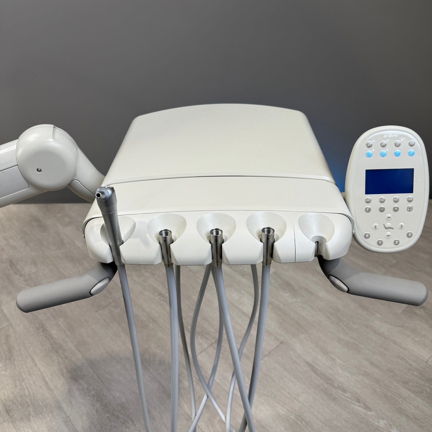 A‑dec 511R/532R Dental Chair Package