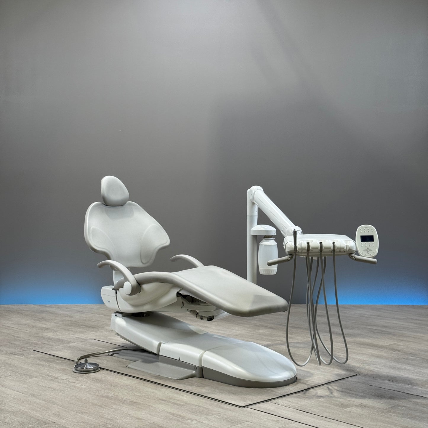 A‑dec 511R/532R Dental Chair Package