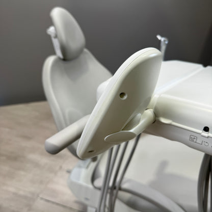 A‑dec 511R/532R Dental Chair Package