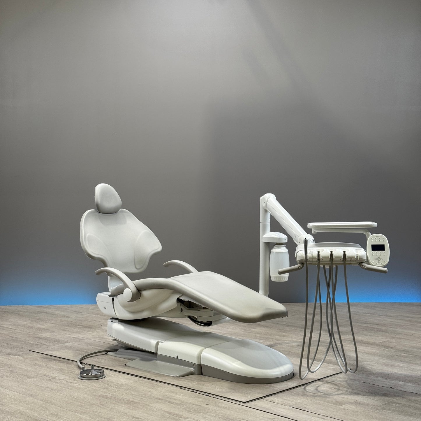 A‑dec 511R/532R Dental Chair Package